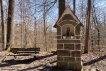 Spessart: Bildstock an der Weickertswiese - Foto: Stefan Frerichs / RheinWanderer.de