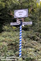 Spessart: Eiserner Wegweiser Hirschhörner - Foto: Stefan Frerichs / RheinWanderer.de