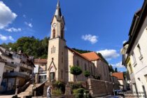 Spessart: Sankt-Wendelin-Kirche in Heigenbrücken - Foto: Stefan Frerichs / RheinWanderer.de
