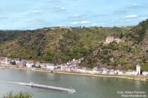 Mittelrhein: Blick auf Sankt Goarshausen - Foto: Stefan Frerichs / RheinWanderer.de
