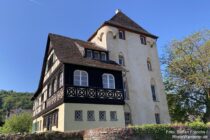 Mittelrhein: Alte Wasserburg in Osterspai - Foto: Stefan Frerichs / RheinWanderer.de