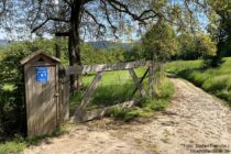 Mittelrhein: Getränkeschrank am Osterspaier Langhalsweg - Foto: Stefan Frerichs / RheinWanderer.de