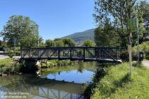 Main: Erfbrücke nahe der Mündung in den Main - Foto: Stefan Frerichs / RheinWanderer.de