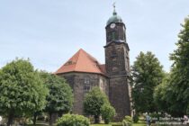 Sächsische Schweiz: Dorfkirche in Lohmen - Foto: Stefan Frerichs / RheinWanderer.de