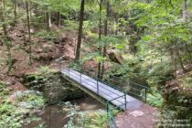Sächsische Schweiz: Försterbrücke über die Wesenitz in der Lohmener Klamm - Foto: Stefan Frerichs / RheinWanderer.de