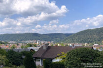 Main: Ortsrand von Bestenheid - Foto: Stefan Frerichs / RheinWanderer.de